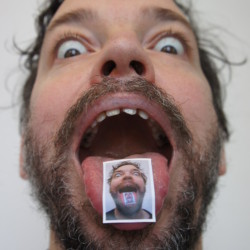 Thomas Meilleur – The Kiss, valokuva, 2020