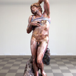 Berit Talpsepp Jaanisoo – The Dying Slave, epoksihartsi, lasikuitu, valokuva, 215 x 70 x 80 cm, 2016